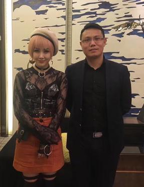 歌手王蓉、機(jī)智歌王張帝深圳演出，經(jīng)典曲目引觀眾跟唱